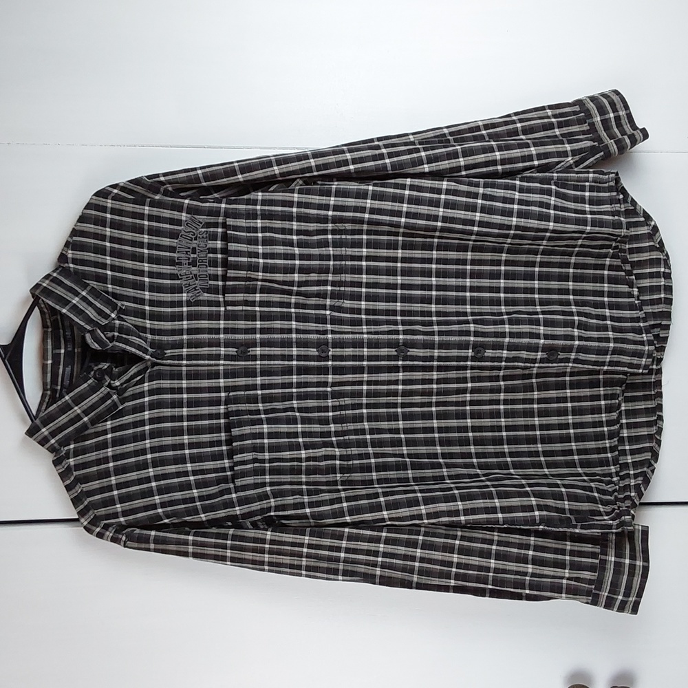 Harley Davidson- Mens Black/White Plaid Shirt Harley Patches Front & Back Sz.L
